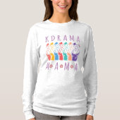 K-Drama Mama Art met Koreaanse Finger Hearts T-shirt (Voorkant)