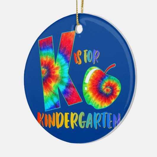 K is voor de kleuterschool keramisch ornament (Links)