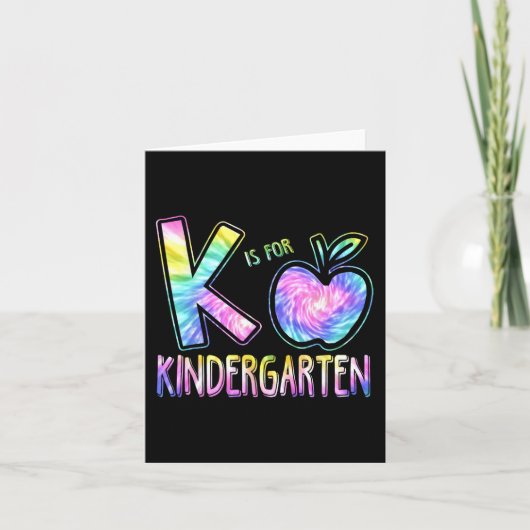 K is voor de leerling van de kindertuin Tie kleurs Kaart (Voorkant)