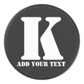 K Monogram Classic Trendy Aangepaste Trouwsjabloon Hockey Puck (Voorkant)