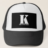 K Monogram Classic Trendy Aangepaste Trouwsjabloon Trucker Pet (Voorkant)