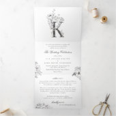 'K' Monogram mooi geborsteld Floral Wedding Drieluik Uitnodiging (Binnen)