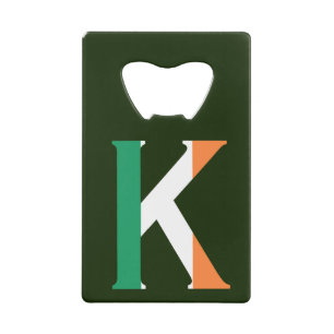 K Monogram overlay op Ierse vlag bot Creditkaart Flessenopener