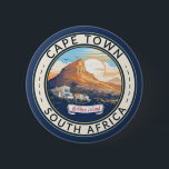 Kaapstad Zuid-Afrika Travel Art Badge Ronde Button 5,7 Cm<br><div class="desc">Kaapstad retro vector reisontwerp. Kaapstad is een havenstad aan de zuidwestkust van Zuid-Afrika,  op een schiereiland onder de imposante Tafelberg.</div>