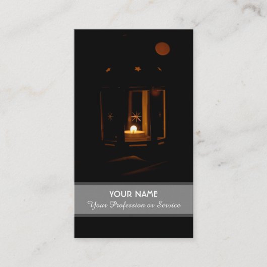 Kaarlicht verlicht het donkere visitekaartje (Voorkant)