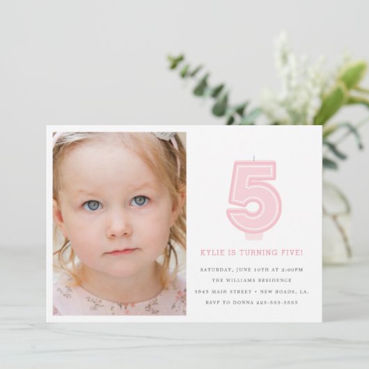 Kaars Vijfde verjaardag uitnodiging (Staand voorkant)