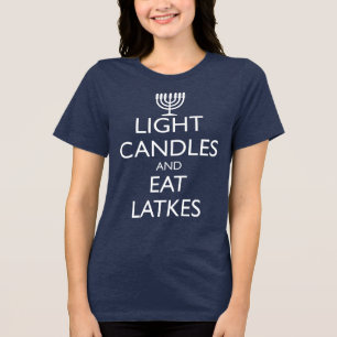 KAARSEN AANSTEKEN EN LATKES ETEN Tri-Blend SHIRT