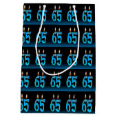 kaarsen voor de 65e verjaardag van de oogbal medium cadeauzakje (Achterkant)