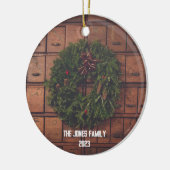 Kaart Catalogus met krans - Personaliseren Keramisch Ornament (Links)