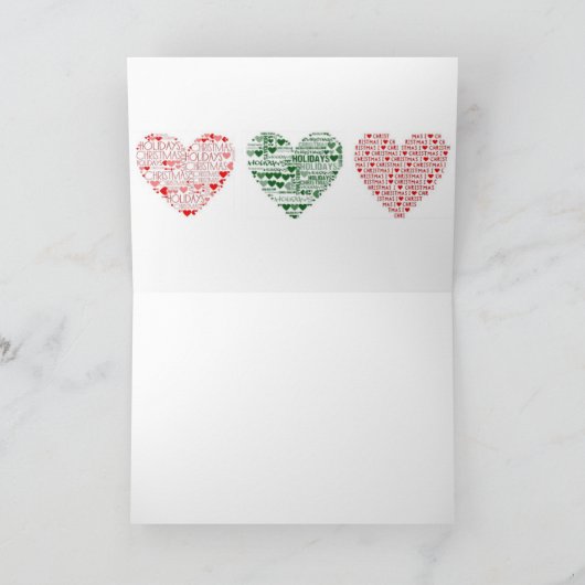 Kaart kerstfeestdag drie hartartikelen rood groen (Binnen)