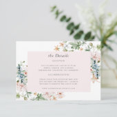Kaart met roze Floral Wedding Details Enclosure (Staand voorkant)