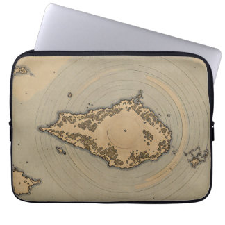 Kaart van een fantasie-eiland in vintage stijl laptop sleeve