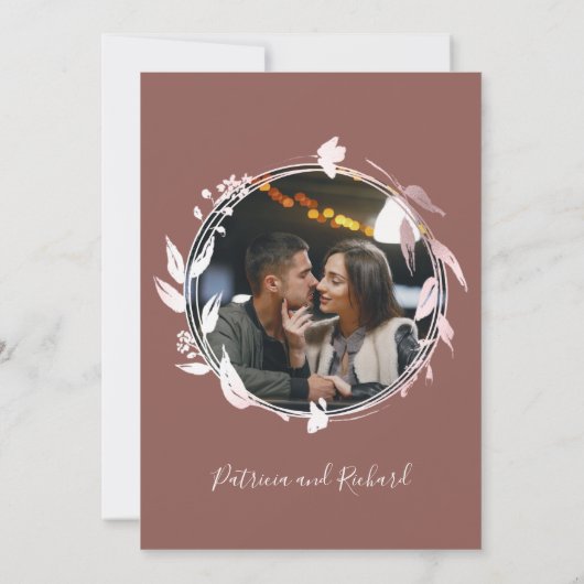 Kaart van het Terracotta Monogram Photo Wedding Me (Achterkant)