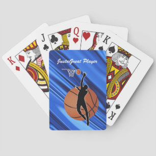 Kaarten spelen met basketbalspeler en bal