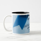 Kaartspeld in Madrid, Spanje op kaart, close-up Tweekleurige Koffiemok (Links)