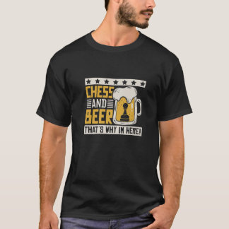 Kaas en bier daarom ben ik hier t-shirt