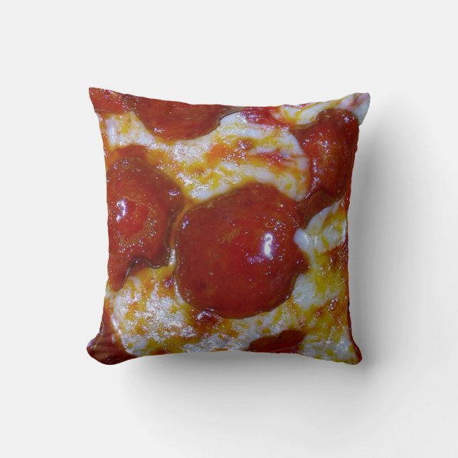 Kaas- en Pepperoni Pizza Party Kussen (Voorkant)