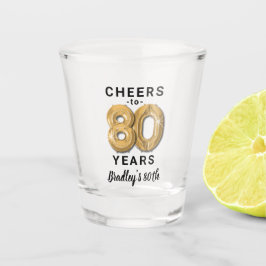 Kaas tot 80 jaar, met zonlicht shot glas