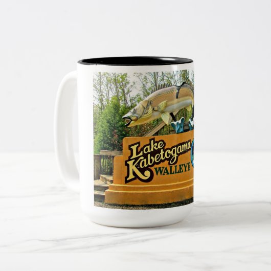 Kabetogama Lake Walleye Two-Tone Mok (Voorkant links)
