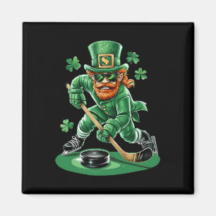 Kabouter die hockey speelt St. Patrick's Day sport Magneet