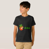 Kabouter die Shamrocks eet Funny St Patrick Day V T-shirt (Voorkant volledig)