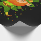 Kabouter drinkt bier St. Patrick's Day Cadeaupapier (Hoek)