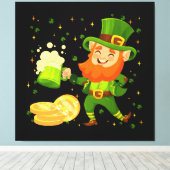 Kabouter drinkt bier St. Patrick's Day Canvas Afdruk (Insitu (Houten vloer))
