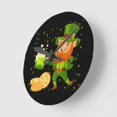 Kabouter drinkt bier St. Patrick's Day Ronde Klok (Hoek)