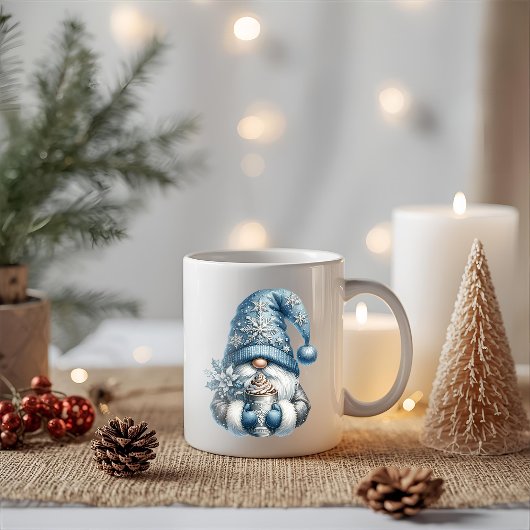 Kabouter met warme chocolademelk koffiemok