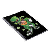 Kabouter speelt hockey St. Patrick's Day Iers Notitieboek (Rechterzijde)