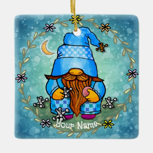 Kabouter speelt jacks  keramisch ornament (Voorkant)