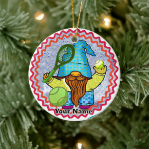 Kabouter speelt tennis  keramisch ornament