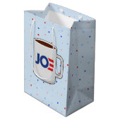 KADER VAN DE MOK JOE COFFEE MEDIUM CADEAUZAKJE (Achterkant Gekanteld)