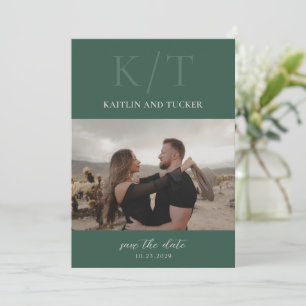 Kaitin Hunter Green Bold Monogram Elegante bruilof Save The Date