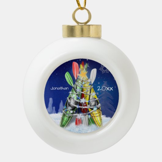 Kajak Kerstboom aangepaste naam en jaar Keramische Bal Ornament (Voorkant)