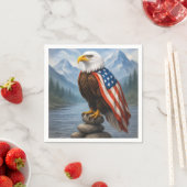 Kale adelaar draagt Amerikaanse vlag cape Servet (Insitu)