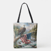 Kale adelaar met Amerikaanse vlag op boomtak Tote Bag (Achterkant)