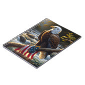 Kale adelaar met Amerikaanse vlag op een tak Notitieboek (Linkerzijde)