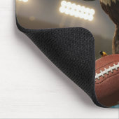 Kale adelaar met een Football en een helm Muismat (Hoek)