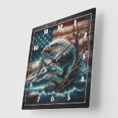 Kale adelaar neergestreken door berg en Amerikaans Vierkante Klok (Hoek)