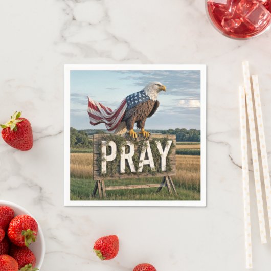 Kale adelaar neergestreken op het gebed teken servet (Insitu)