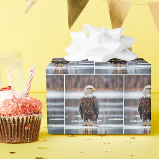 Kale adelaar op het ijsmeer cadeaupapier (Verjaardagsfeest)