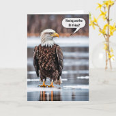 Kale adelaar op ijs verjaardag Humor Kaart (Gele Bloem)