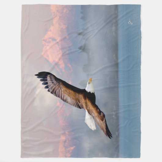 Kale adelaar over bergen pieken fleece deken (Voorkant)