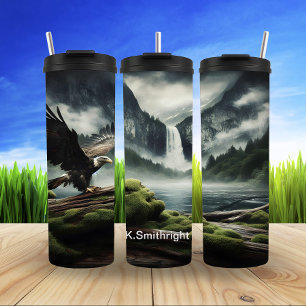 Kale Adelaar Over Waterval Wilderness Thermosbeker