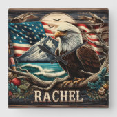 Kale adelaar tegen berg en Amerikaanse vlag Vierkante Klok (Voorkant)