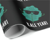 Kale Ja Grappige Groente Grap Donkere Achtergrond Cadeaupapier (Rol Hoek)