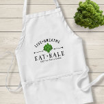 Kale Vegetarian Live Breathe Eat Kale Custom Standaard Schort<br><div class="desc">Eet en kook je graag met Kale? Dan is dit schort iets voor jou!! Het heeft een logo stijl typografie ontwerp met tekst die "Live Breathe Eat Kale" en een illustratie van pijlen en een bos van groene boerenkool leest. Voeg hieronder uw eigen regel aangepaste tekst toe of verwijder deze....</div>