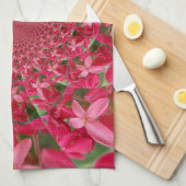 Kaleidoscoop van Crimson: Bloed Milkweed Flower Ar Theedoek (Quarter Fold)