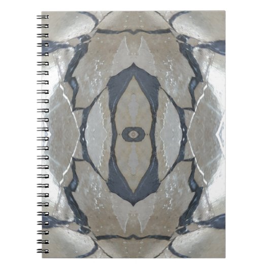 Kaleidoscope Design Light en Dark Grey Pattern Notitieboek (Voorkant)